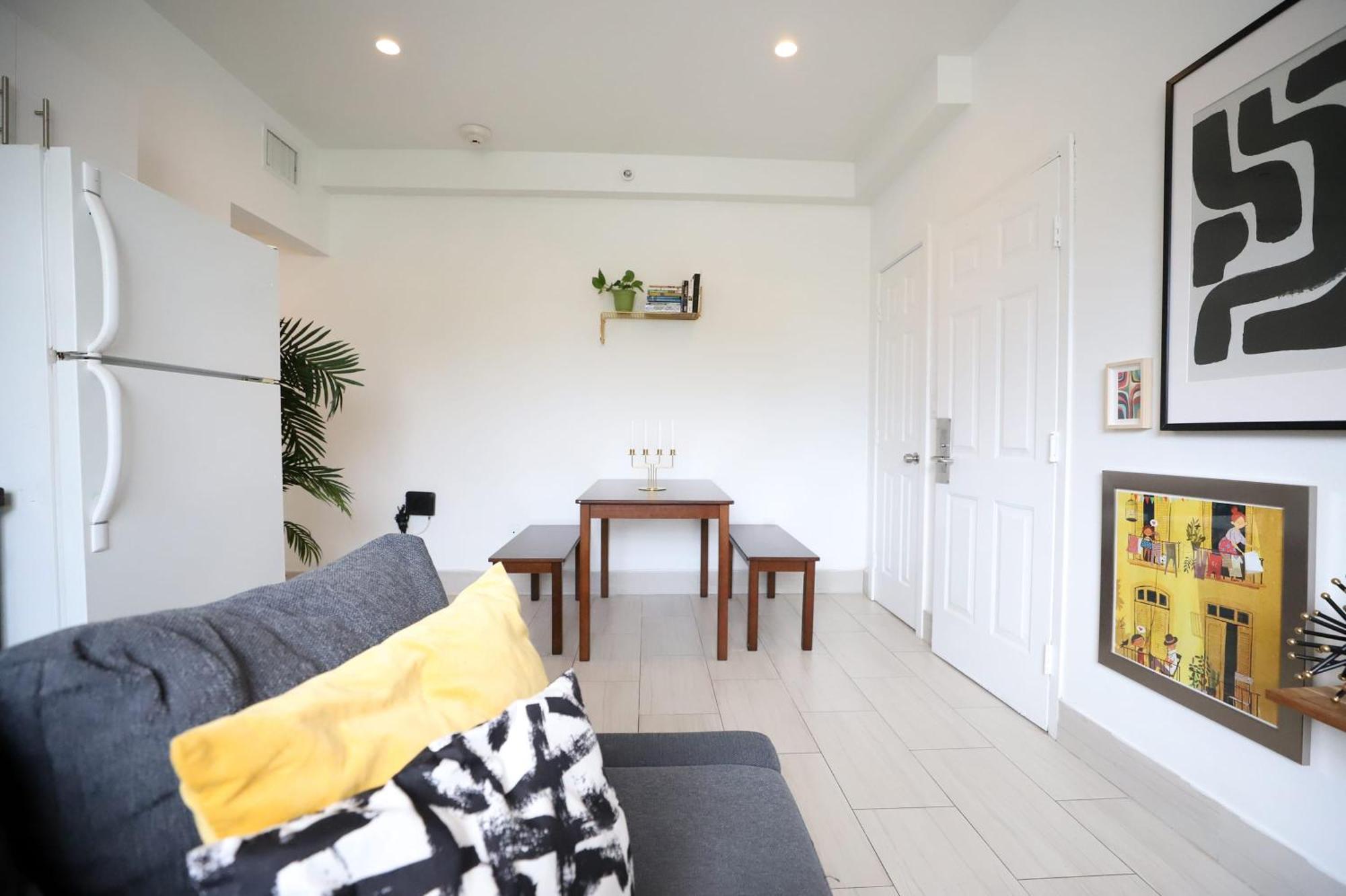 2 Bedroom Apartment 3 Minute Walk To South Beach & Ocean Drive Miami Beach Exterior foto